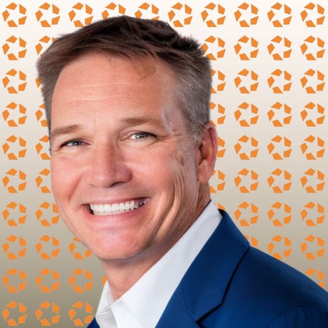 Land Listing Agent Photo