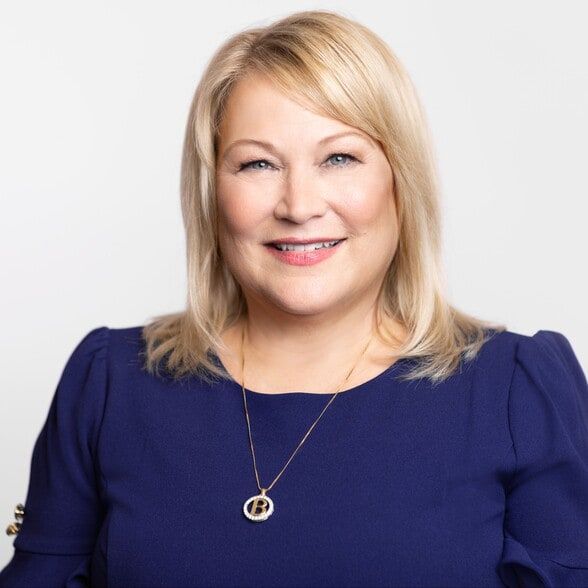 Land Listing Agent Photo