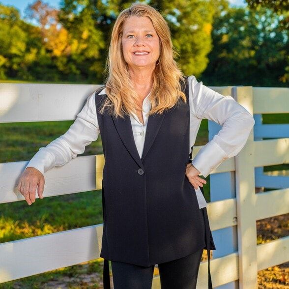 Land Listing Agent Photo