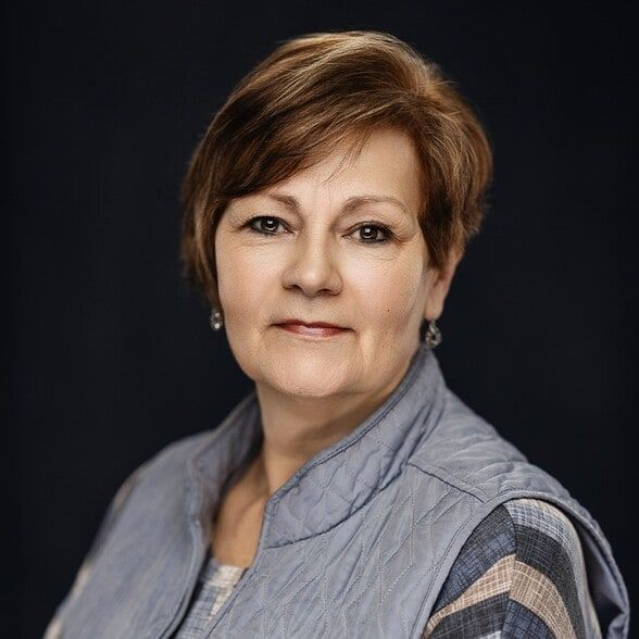 Land Listing Agent Photo