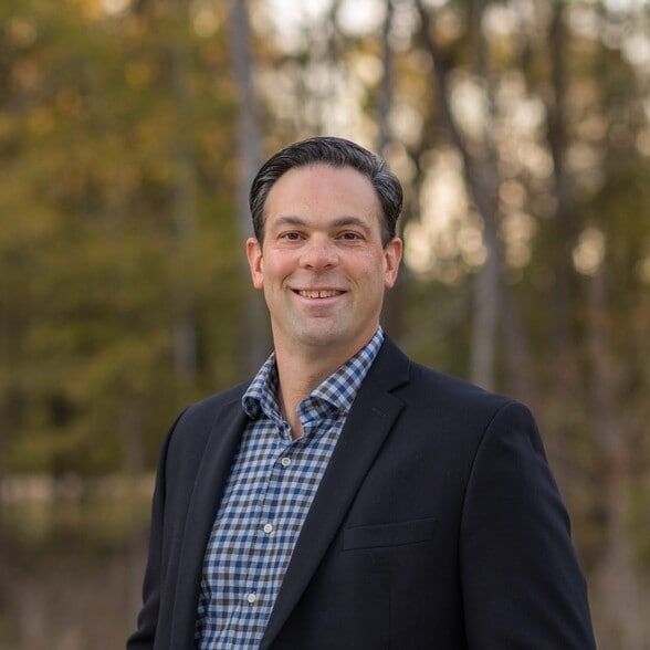 Land Listing Agent Photo