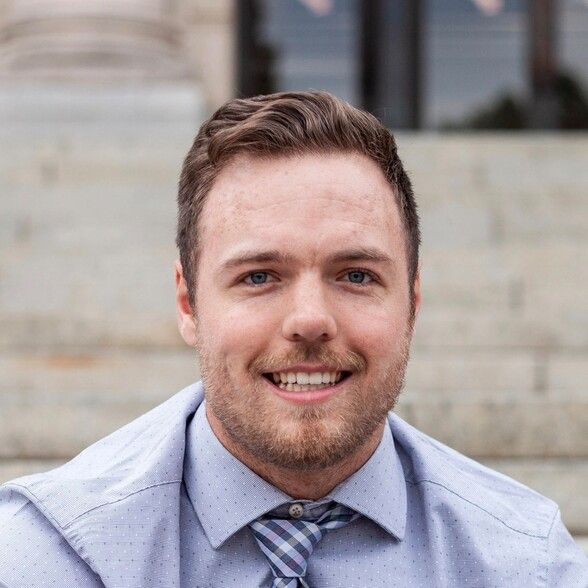 Land Listing Agent Photo