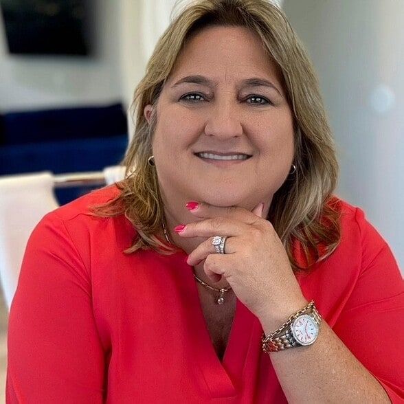 Land Listing Agent Photo