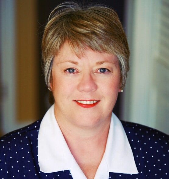 Land Listing Agent Photo