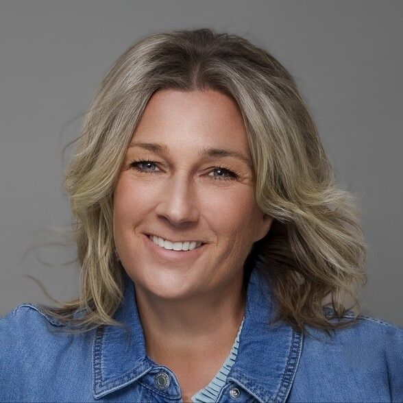 Land Listing Agent Photo