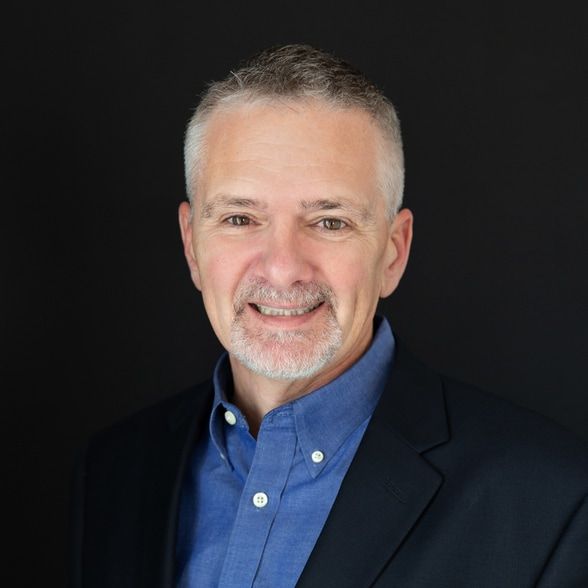 Land Listing Agent Photo