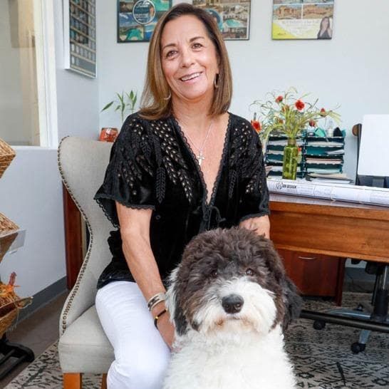 Land Listing Agent Photo