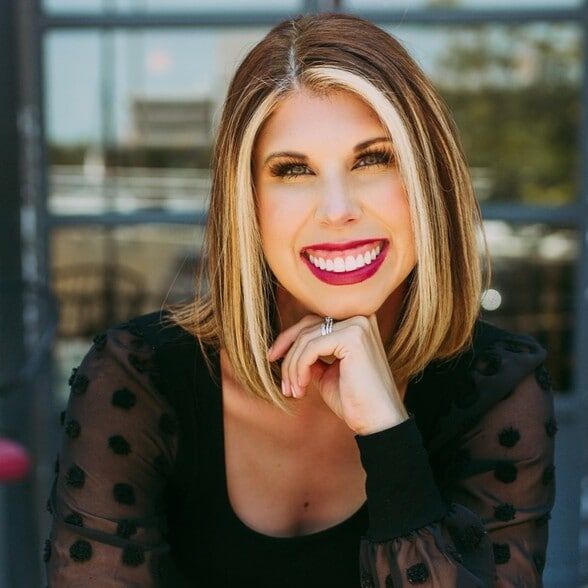 Land Listing Agent Photo