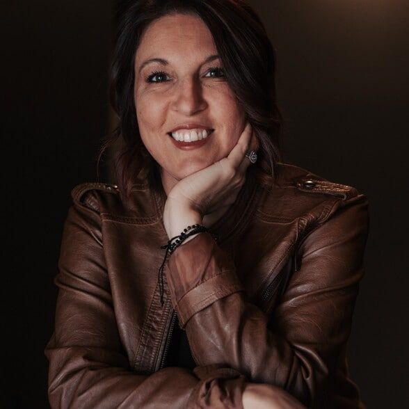 Land Listing Agent Photo