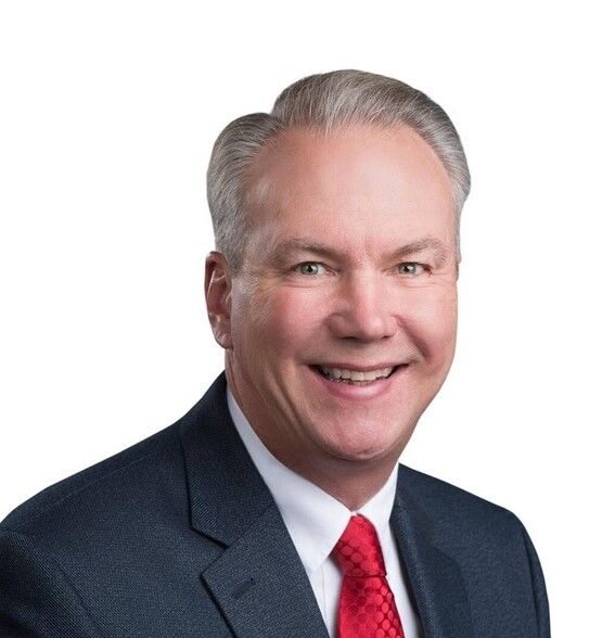 Land Listing Agent Photo