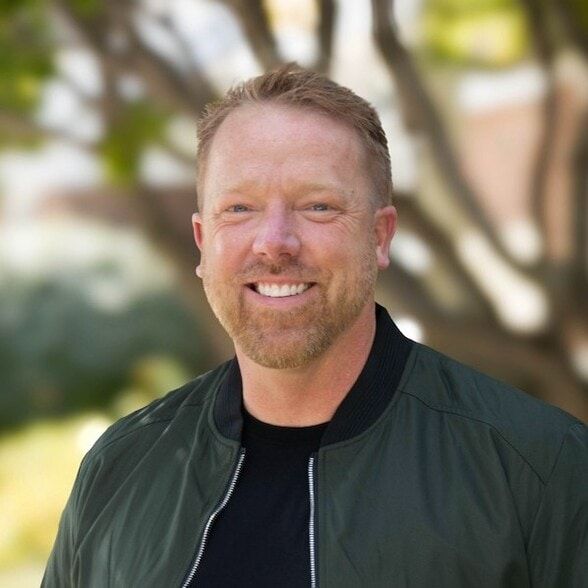 Land Listing Agent Photo