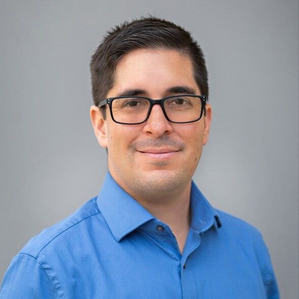 Land Listing Agent Photo