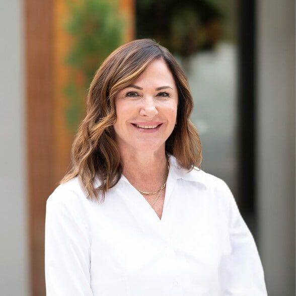 Land Listing Agent Photo