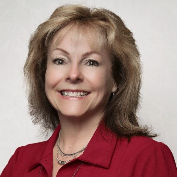 Land Listing Agent Photo