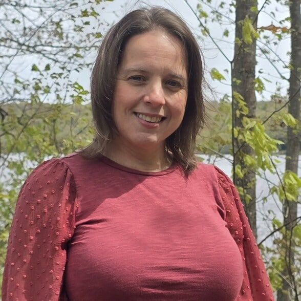 Land Listing Agent Photo