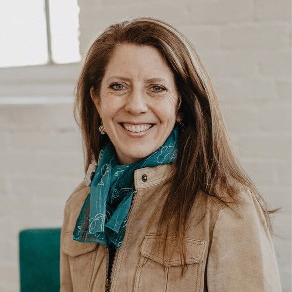 Land Listing Agent Photo