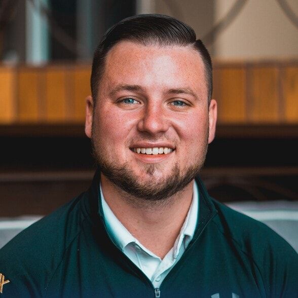 Land Listing Agent Photo