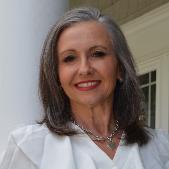 Land Listing Agent Photo