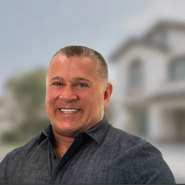 Land Listing Agent Photo