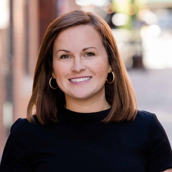 Land Listing Agent Photo