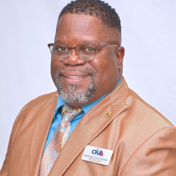 Land Listing Agent Photo