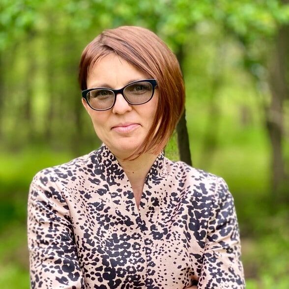 Land Listing Agent Photo