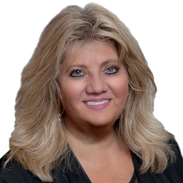Land Listing Agent Photo