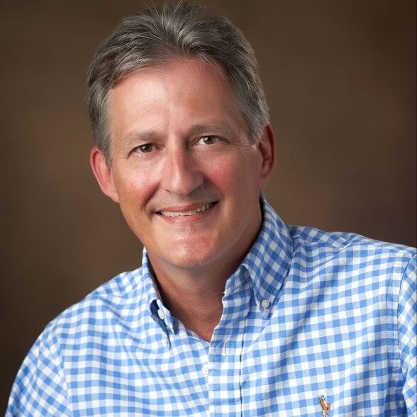 Land Listing Agent Photo