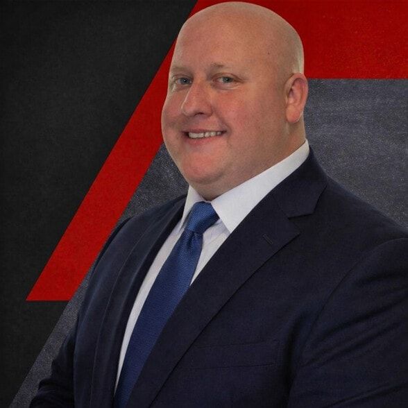 Land Listing Agent Photo