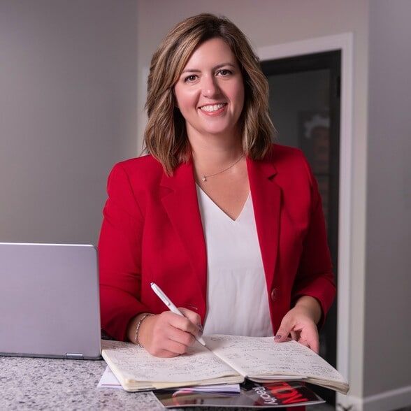 Land Listing Agent Photo