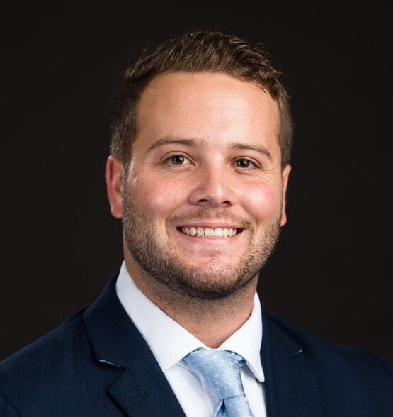 Land Listing Agent Photo