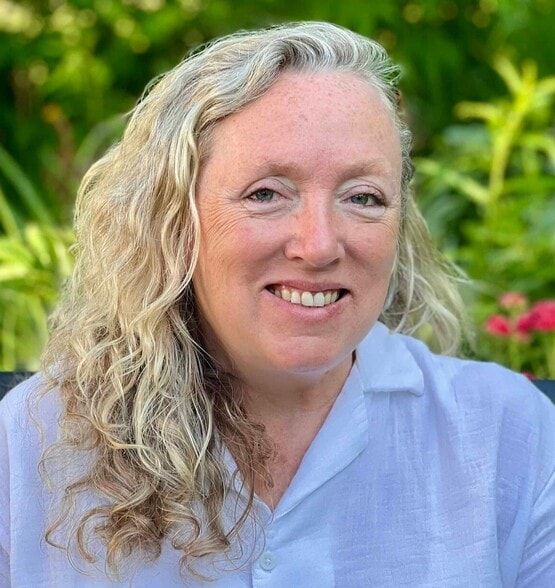 Land Listing Agent Photo