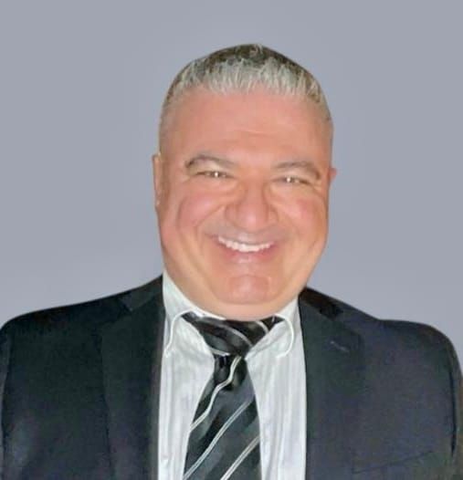 Land Listing Agent Photo