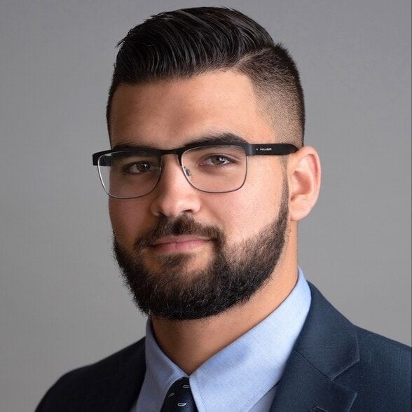 Land Listing Agent Photo