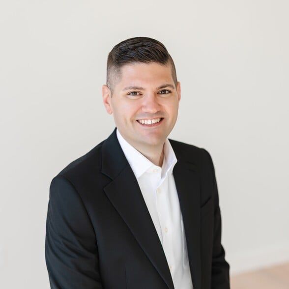 Land Listing Agent Photo
