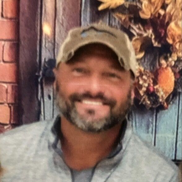 Land Listing Agent Photo