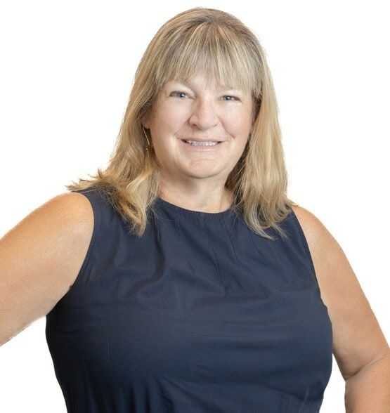 Land Listing Agent Photo