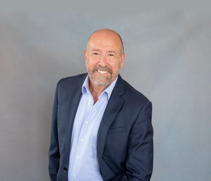 Land Listing Agent Photo
