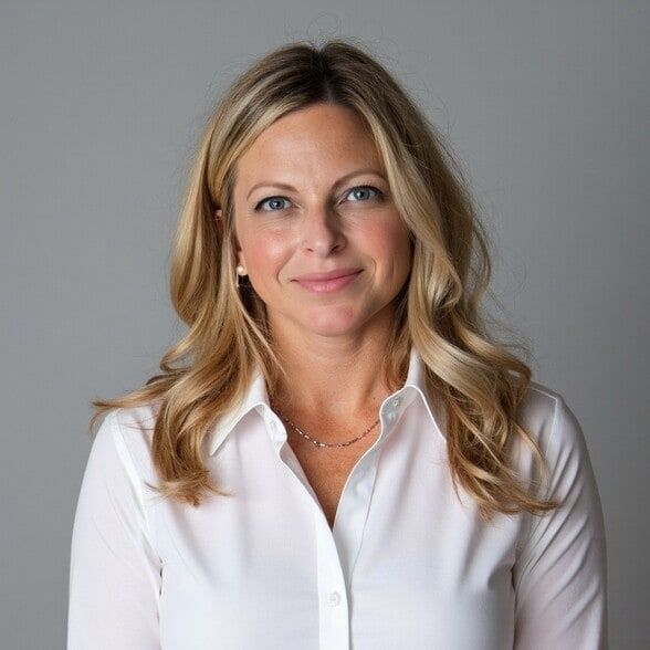 Land Listing Agent Photo