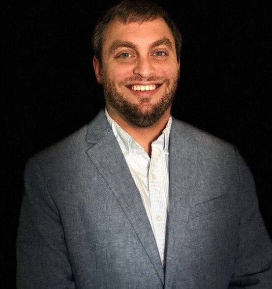 Land Listing Agent Photo