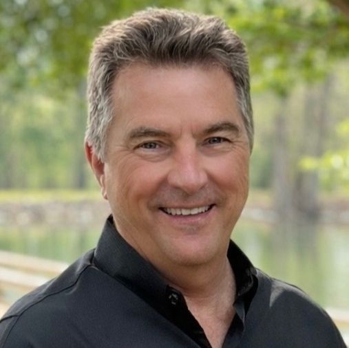 Land Listing Agent Photo