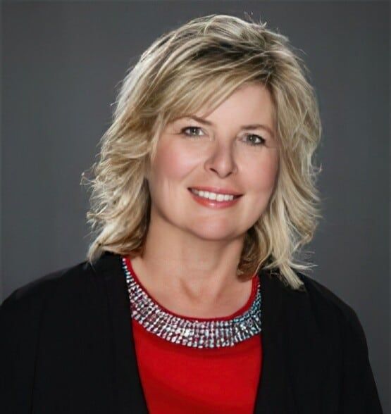 Land Listing Agent Photo