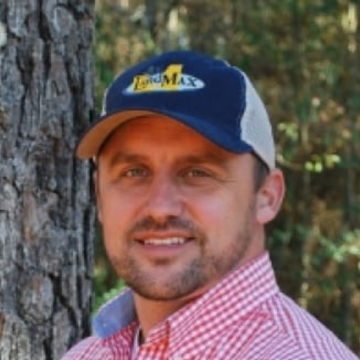 Land Listing Agent Photo