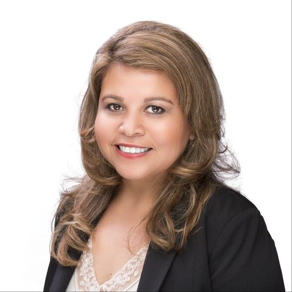 Land Listing Agent Photo