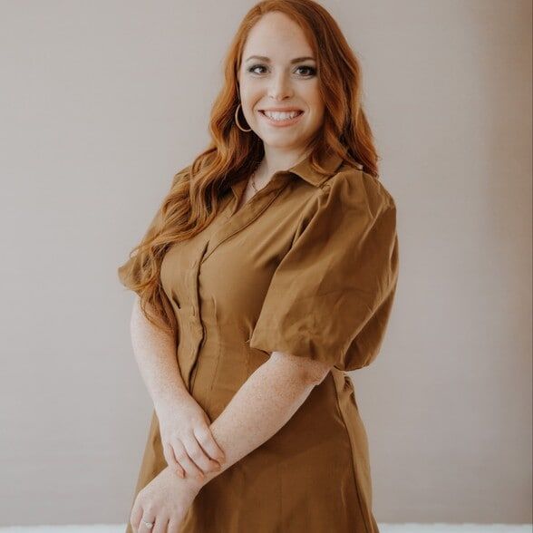 Land Listing Agent Photo