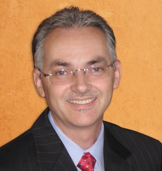 Land Listing Agent Photo