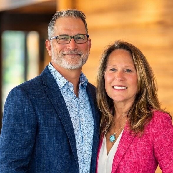 Land Listing Agent Photo