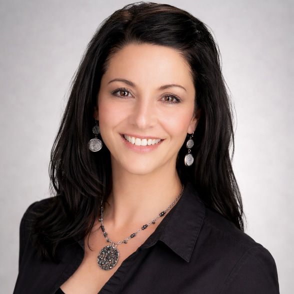 Land Listing Agent Photo