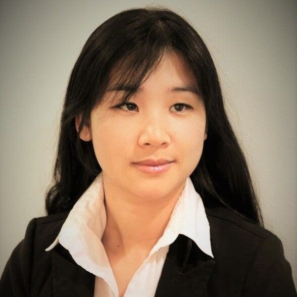 Land Listing Agent Photo