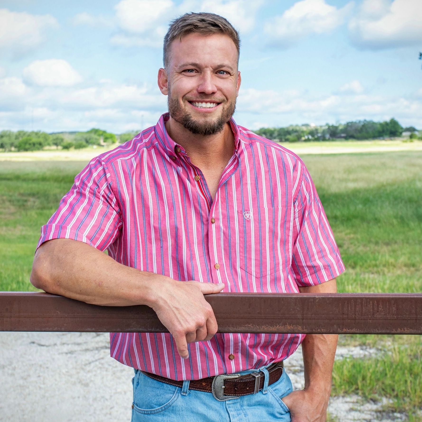 Land Listing Agent Photo